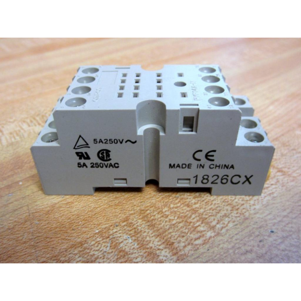 Pyf Box Omron PYF14A-N Relay Socket PYF14AN - New No Box