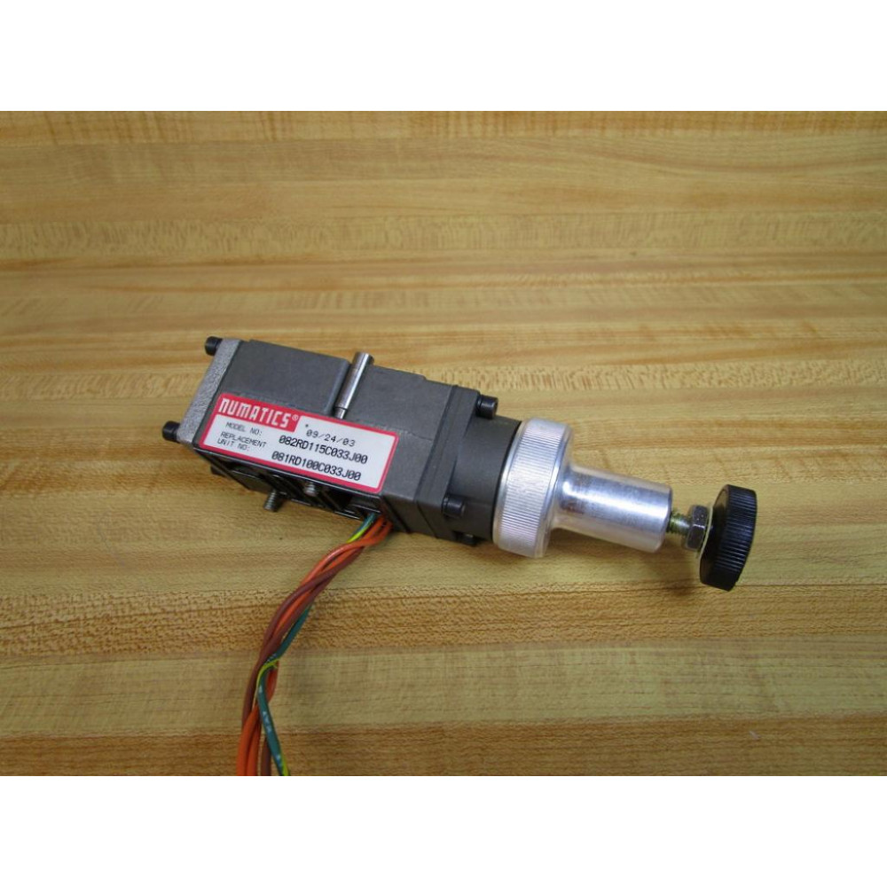 Numatics 082RD115C033J00 Pneumatic Regulator - Used