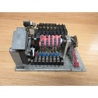 Eagle Signal MT05A6160205 Electromechanical Rotary Counter MT05A61602 - Used