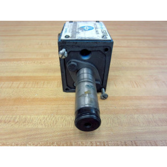 Sperry Vickers DG4S4-012C-W-B-50 Pilot Valve DG4S4012CWB50 - Used