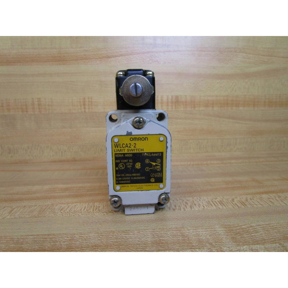 Omron WLCA2-2 Limit Switch WLCA22 WOut Lever Arm - Used