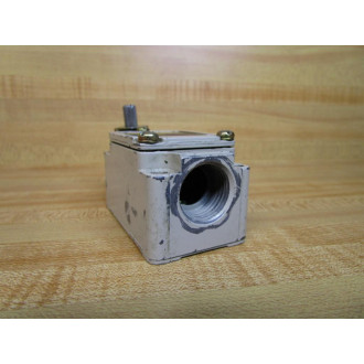 Omron WLCA2-2 Limit Switch WLCA22 WOut Lever Arm - Used