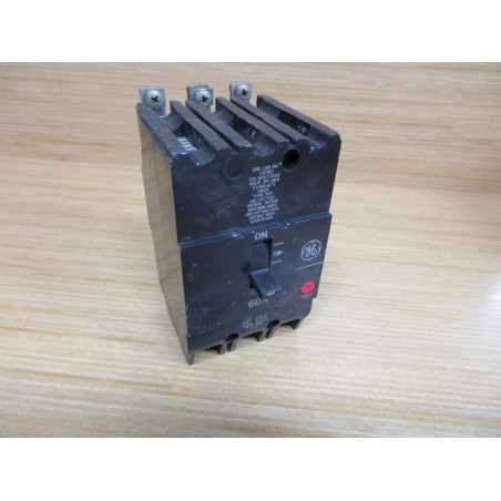 Disjoncteur General Electric 60A 3 Pôles TEY MO2 – Tension 277/480VAC, Occasion Fonctionnel