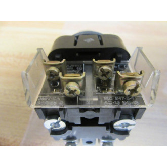 Allen Bradley 800T-16JA2KB7AX Selector Switch - New No Box