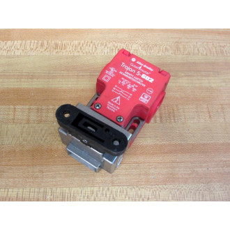 Allen Bradley 440K-T11211 Safety Interlock Switch 440KT11211 - Used