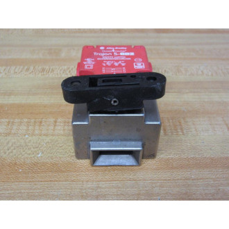 Allen Bradley 440K-T11211 Safety Interlock Switch 440KT11211 - Used