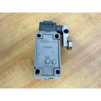 Omron D4B-2115N Safety Limit Switch wRoller Lever  D4B2115N - Used