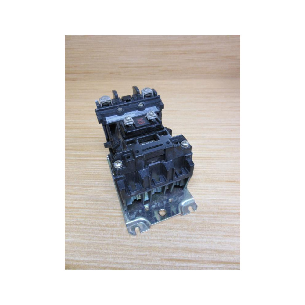 Allen Bradley 500-AOD92 AC Contactor 500-A0D92 - Used