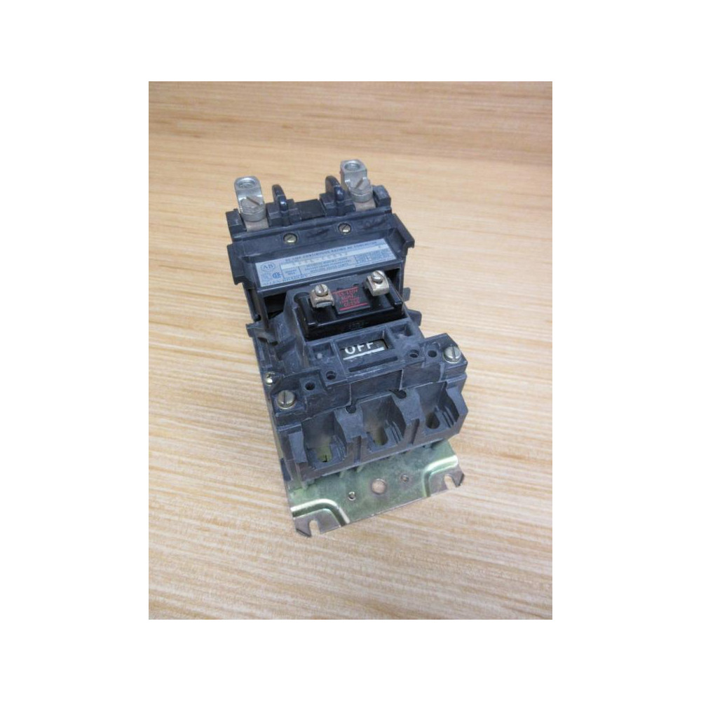 Allen Bradley 500L-COD92 AC Lighting Contactor 500L-C0D92 - Used