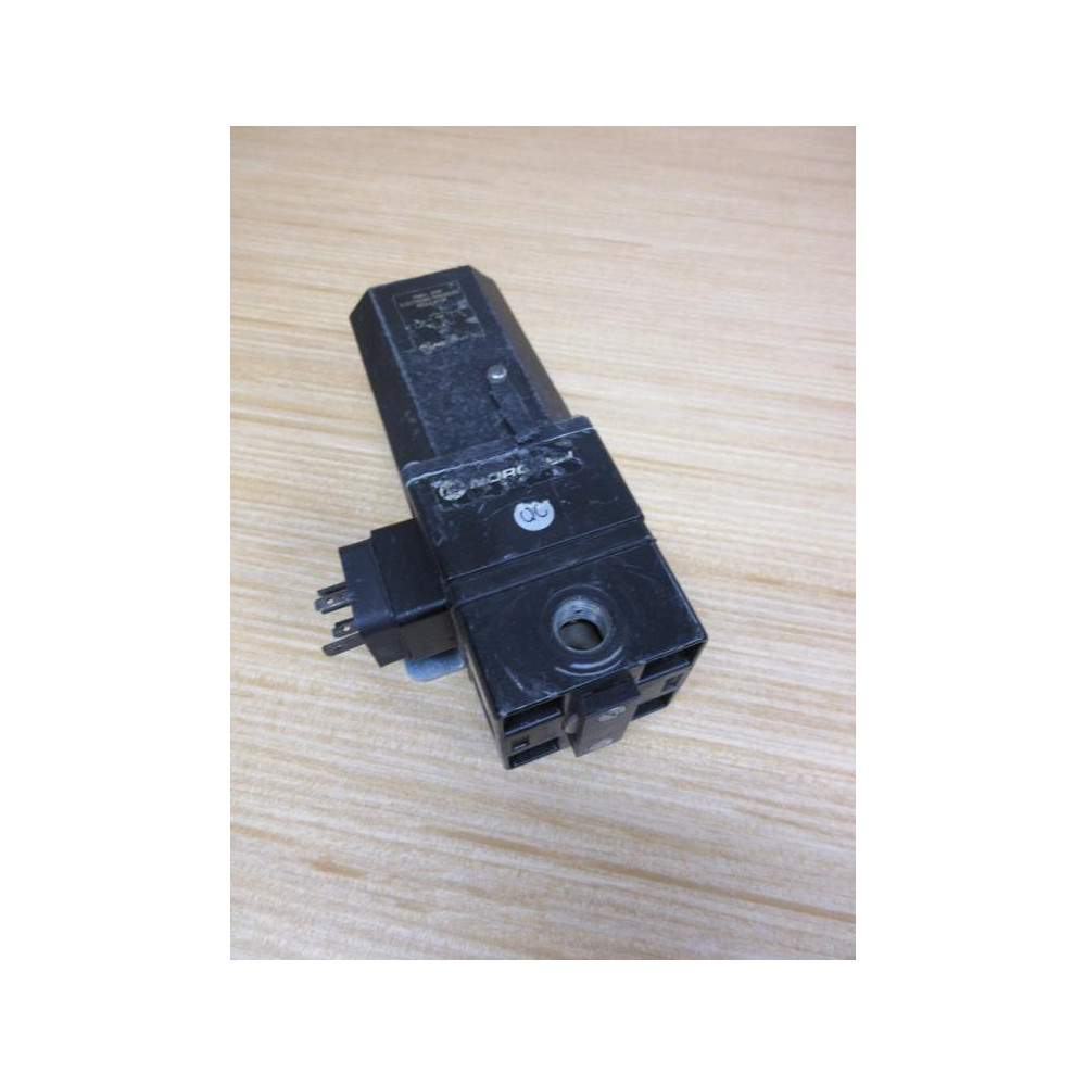 Norgren R26-200-RNLA Pressure Regulator R26200RNLA WO Connector - Used