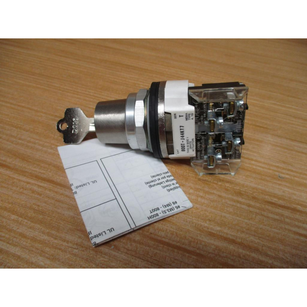 Allen Bradley 800T-J44KT7 Keyed Selector Switch 800TJ44KT7 W Key - New No Box