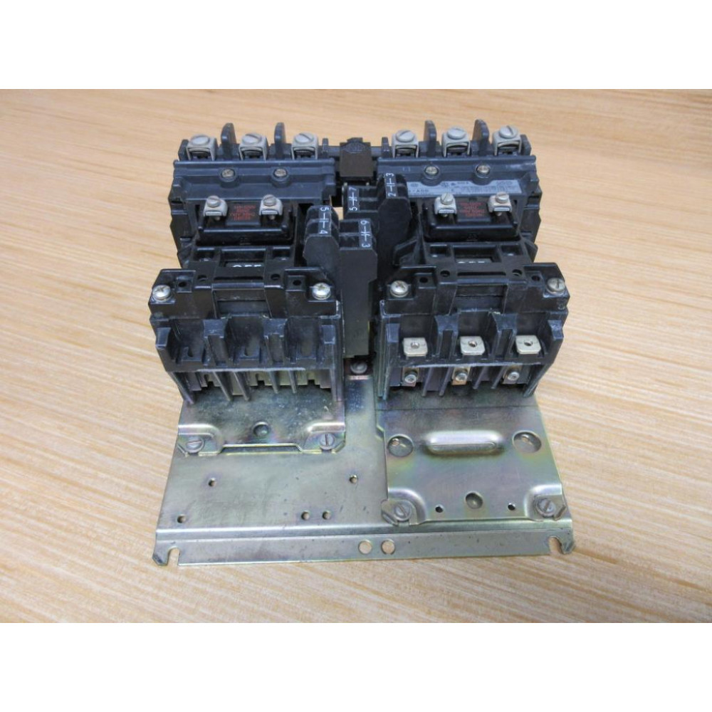 Allen Bradley 505-AOD Starter 505-A0D W (2) 595-AB,(2)40410-326-52 - Used