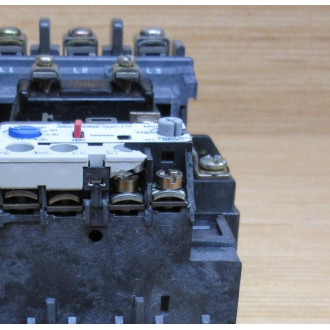 Allen Bradley 509-AOD-A2B Starter 509-A0D-A2B Cracked Corner - Used