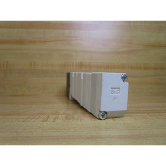 SMC VQ4501-5W1 Solenoid Valve VQ45015W1 Cracked Cover - Used