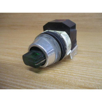 Allen Bradley 800T-16JX91KB7 Selector Switch 800T16JX91KB7 Green - Used