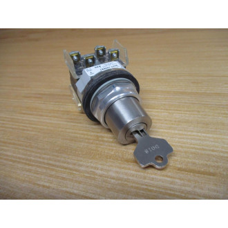 Allen Bradley 800T-J44KE7 Keyed Selector Switch 800TJ44KE7 W Key - New No Box