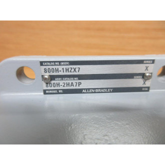 Allen Bradley 800H-2HA7P 800H-1HZX7 Station 800H-NP31 - New No Box