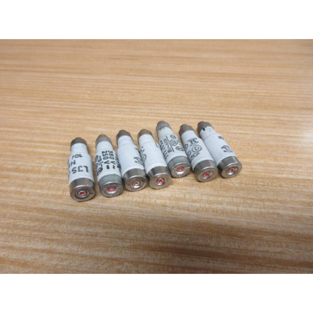 LJS 380VAC 250VDC 10A Neozed Fuse Same as: 10NZ01GL (Pack of 7) - New No Box