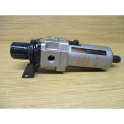 SMC AWM40-03BD-R-X2108 Mist Separator Regulator AWM4003BDRX2108 - Used