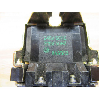 Allen Bradley 700-N400A2 Relay 700N400A2 Minor Damaged Insulator - New No Box