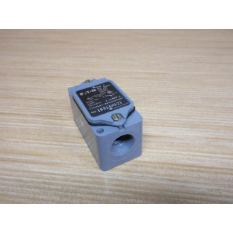 Cutler Hammer 10316H621 Eaton Limit Switch - New No Box