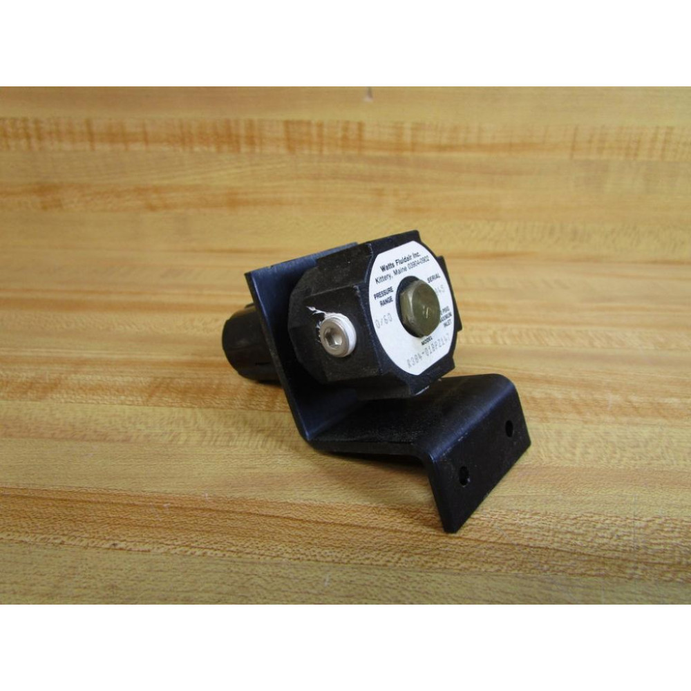 Watts Fluid Air R384-01BPZ147 Miniature Regulator R38401B WBracket - Used