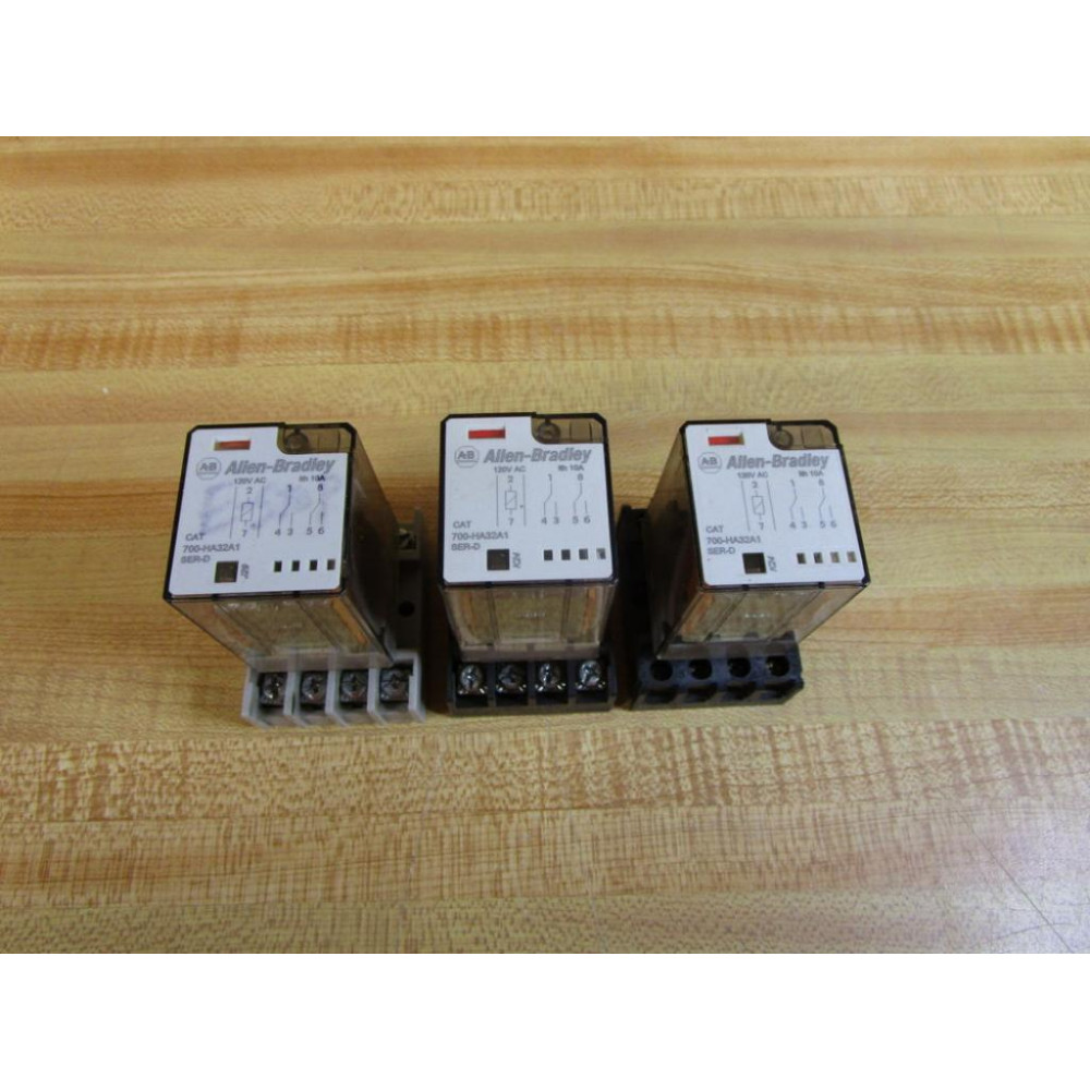 Allen Bradley 700-HA32A1-120V AC Relay 700-HA32A1-129VAC D WRelay Socket (Pack of 3) - Used