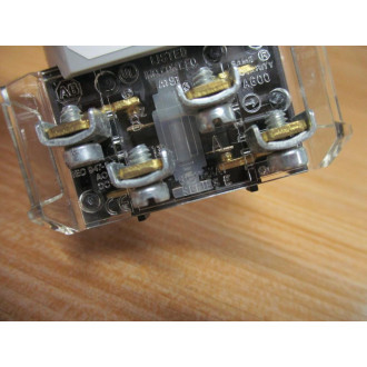 Allen Bradley 800H-JR2KA7 Selector Switch 800HJR2KA7 W (2) 800T-XA1