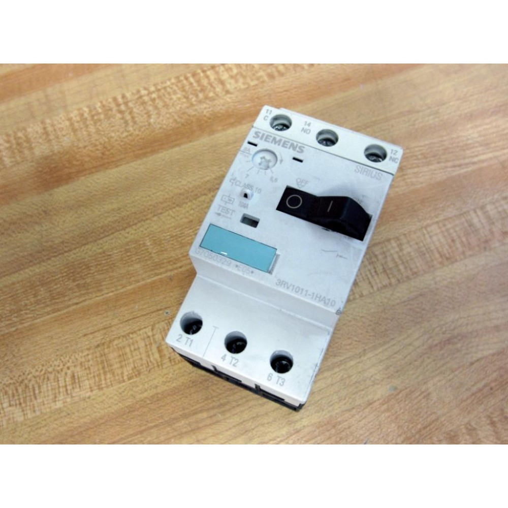 Siemens 3RV1011-1HA10 Circuit Breaker 3RV10111HA10 G050329 *E05* - Used