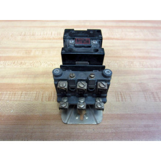 Allen Bradley 702-AOD92 3P Contactor 702AOD92 - Used