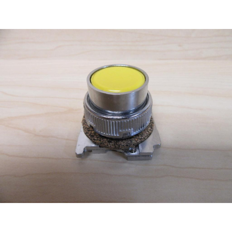 Cutler Hammer 10250 T104 Cutler-Hammer Push Button - New No Box