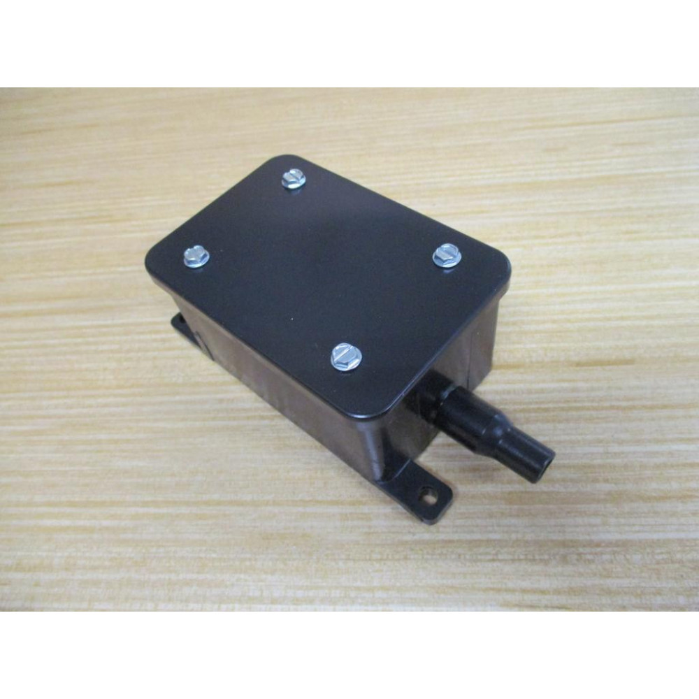 MMTC 32NO-M03 Gummed Hose Air Switch 32NOM03 - New No Box