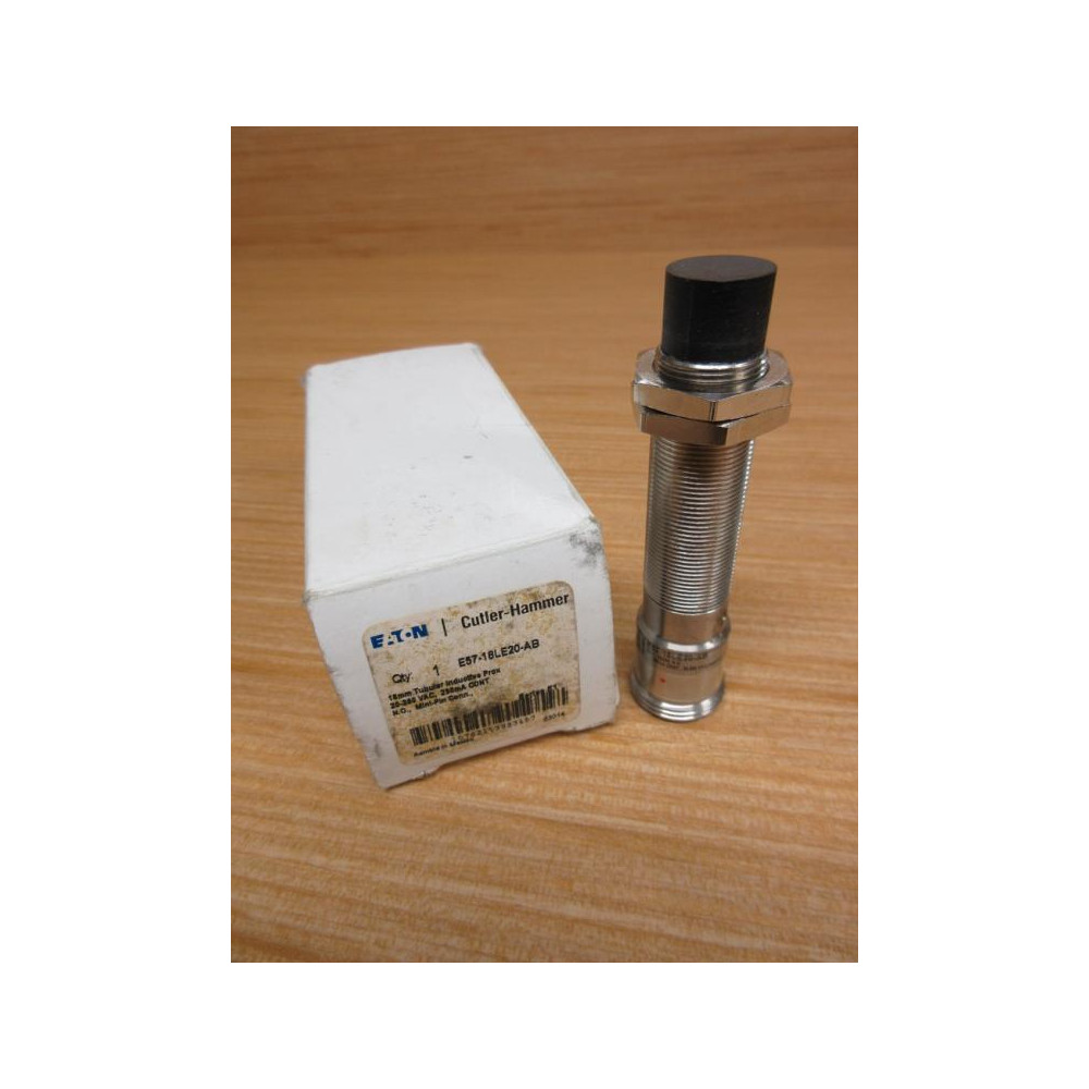 Cutler Hammer E57-18LE20-AB Eaton Sensor E5718LE20AB Ser. E1, 20-250VAC