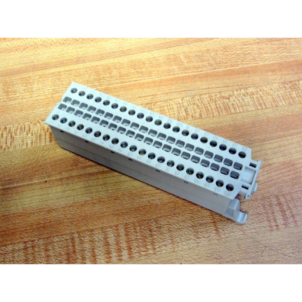 Siemens 1 NET 812 0668 40P Screw Terminal Block 1NET8120668 - New No Box