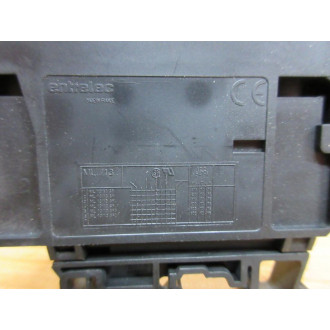 Entrelec ML13 Fuse Block ML13 W Fuse (Pack of 11) - New No Box