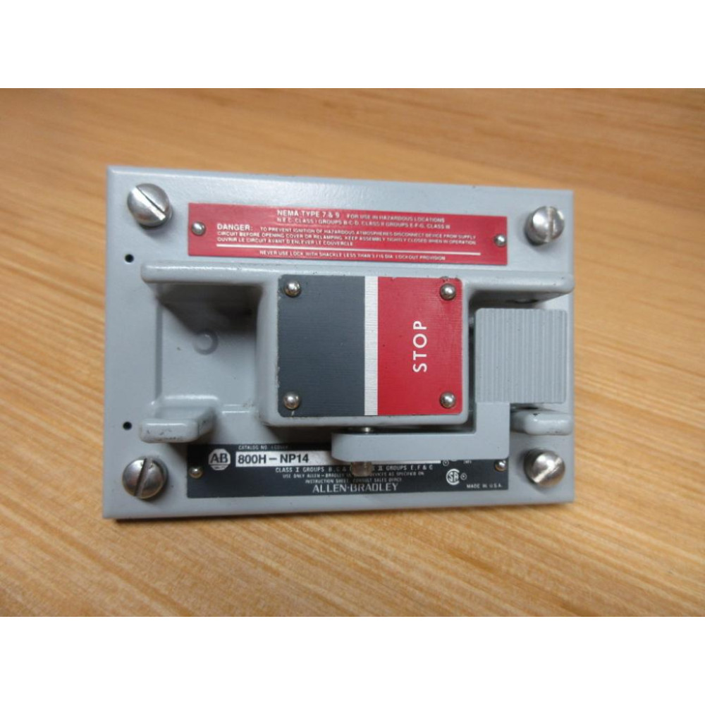 Allen Bradley 800H-1HJ7 Station 800H-1HZX7 800H-NP14 Cover Only - New No Box