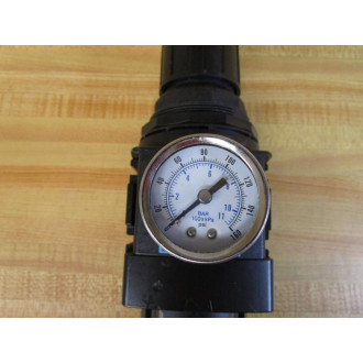 Wilkerson B28-04-FGG0 Filter, Regulator B2804FGG0 - Used