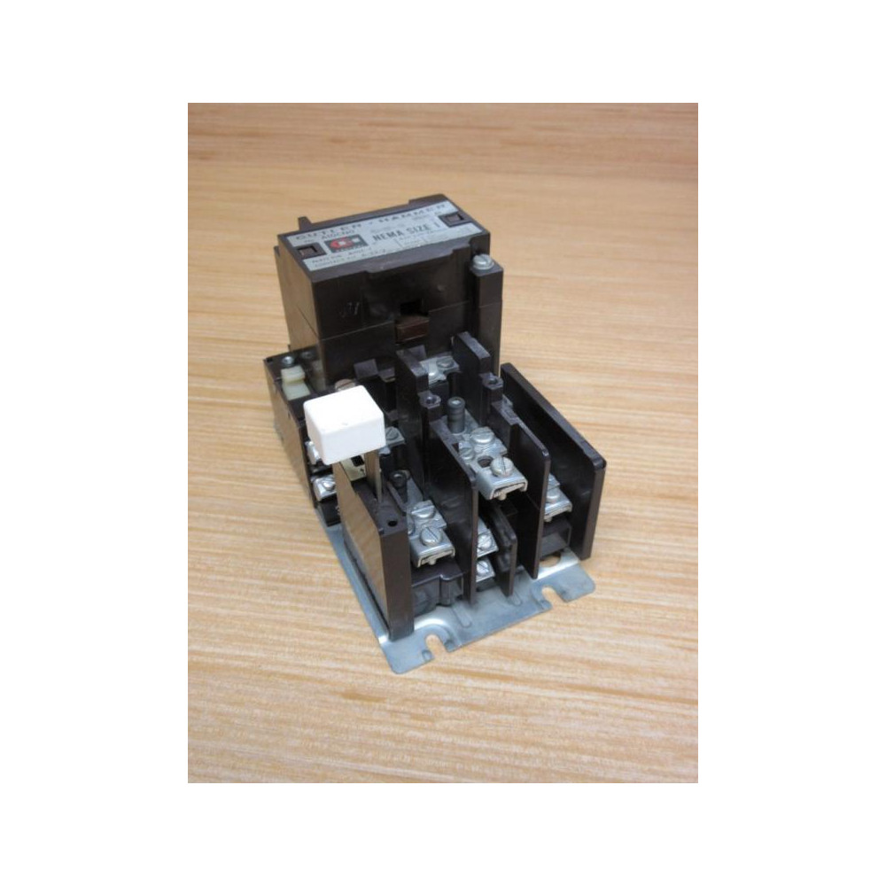 Cutler Hammer A10CN0 Contactor A10CNO W Relay, C320KB2, 1887-3 - Used