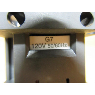 Schneider CAD 50 G7 Telemecanique Control Relay Square D WO Cover - New No Box