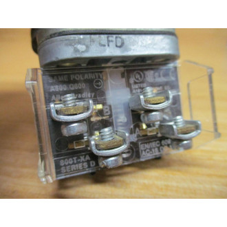 Allen Bradley 800T-E11A Push Button 800TE11A W800T-XA & Key - Used