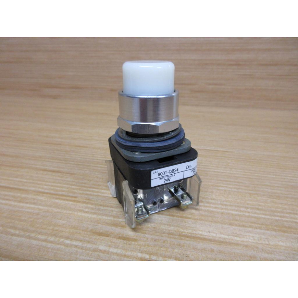 Allen Bradley 800T-QB24W Button 800T-QB24WD1 W800T-XD1Blank - New No Box