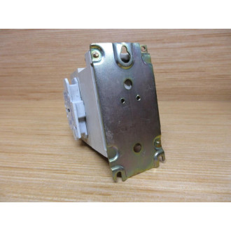 Cutler Hammer CN35GN3 Lighting Contactor W C320KGS1 - Used