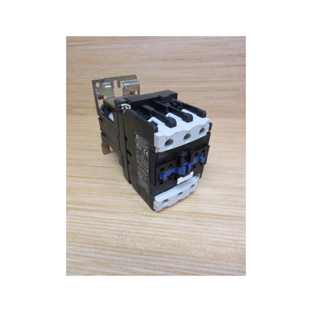 Telemecanique LP1 D5011 BD Contactor LC1 D50 WO Front Cover - New No Box