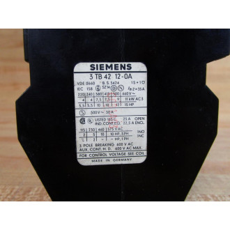 Siemens 3TB42-12-0A Contactor 3TB42-12-OA Coil: 110V 5060Hz - Used