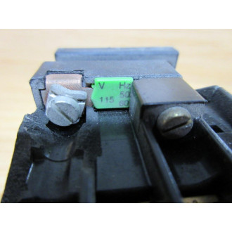 Siemens 3TH8262-0A Contactor 3TH82620A 115V, Chipped - Used