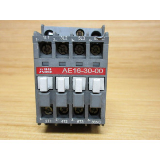 ABB AE16-30-00-81 Contactor AE16-30-00 Cracked Mount - Used