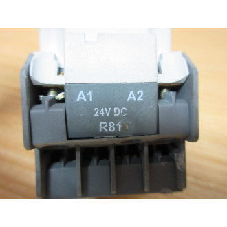 ABB AE16-30-00-81 Contactor AE16-30-00 Cracked Mount - Used