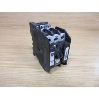 General Electric CR7CF-11 GE Contactor CR7CF11 - Used