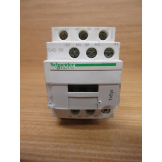 Schneider CAD 50 G7 Telemecanique Control Relay Square D - New No Box