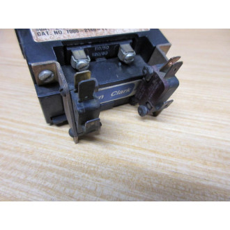Joslyn Clark 7000-2140-11 Contactor 7000214011 W 2 Switches - Used